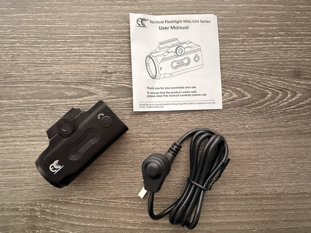 Compact Tactical Flash Light Flashlight, 500 Lumens, Magnetic, Rechargeable