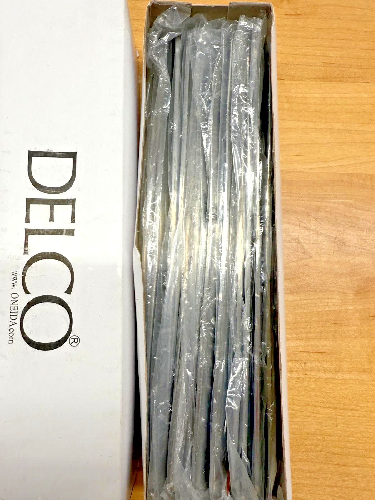 Oneida B401KGWF Delco© Windsor III™ Stainless Steel Dinner Knife Qty 36 Catering