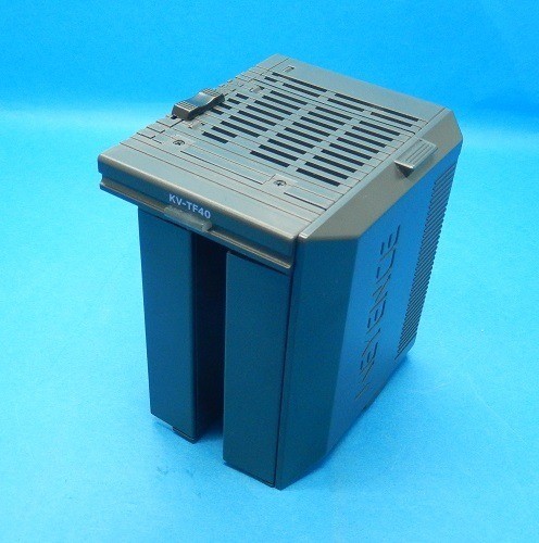 KEYENCE KV-TF40 PID Temperature Control Unit w/ End Plate USED #2