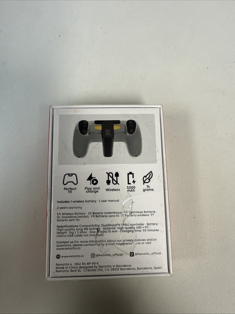 Remotto4 - Wireless Charger for PS4 Controller, Portable Battery