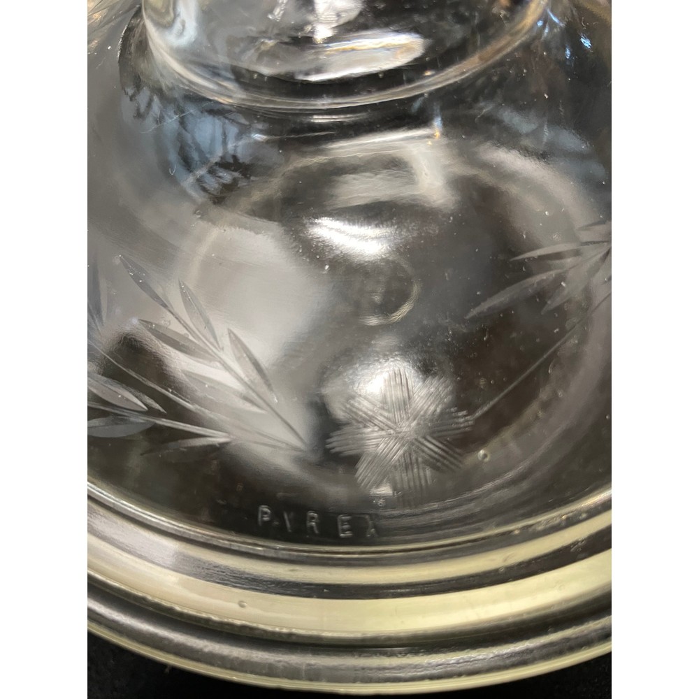 VINTAGE 1930's PYREX Serving Dish
