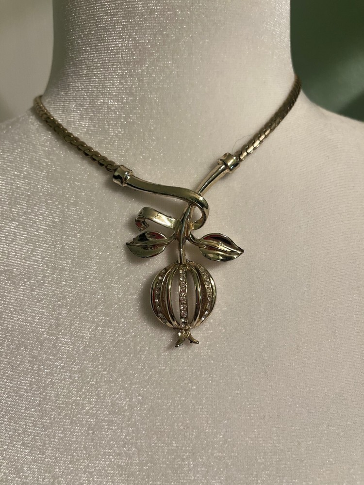Vintage Hanging Flower Necklace