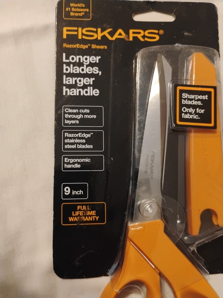 Fiskars RazorEdge 9" Fabric Scissors - (181900)