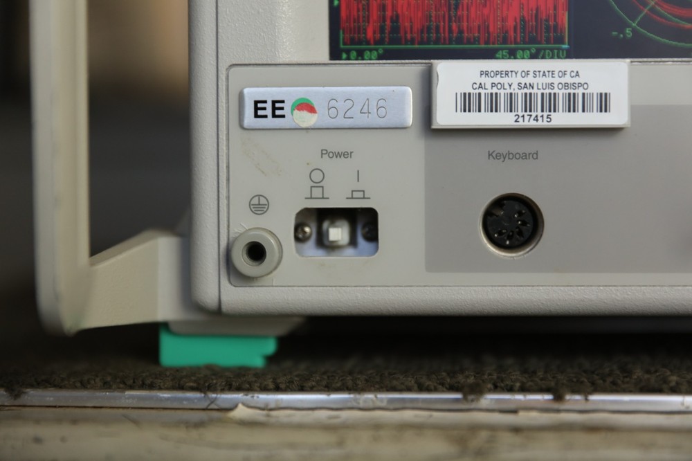 Anritsu MS4622B Network Analyzer Opt 2, 3A, 4, 8, 13 Passes Self Test As Is