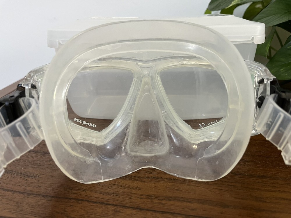 Genesis Panview Scuba Diving Mask Goggles Silicone Panoramic 4 Window with Case