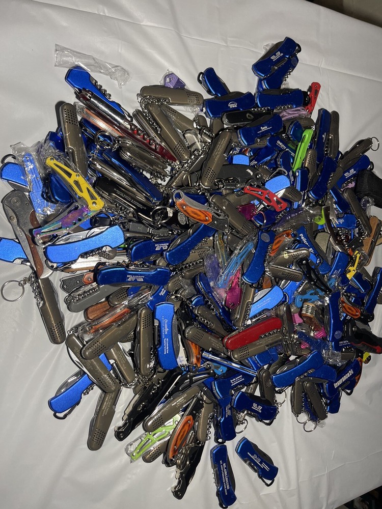 TSA Confiscated Pocket Knives/multitools Lot