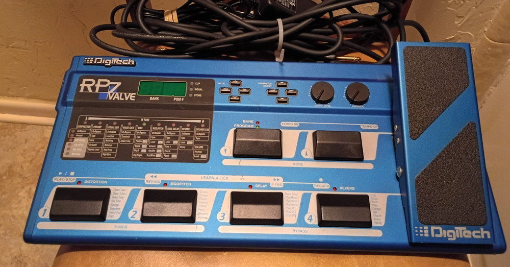 Digitech RP7 Valve Guitar Tube Preamp Multi Effects Processor USA cable power