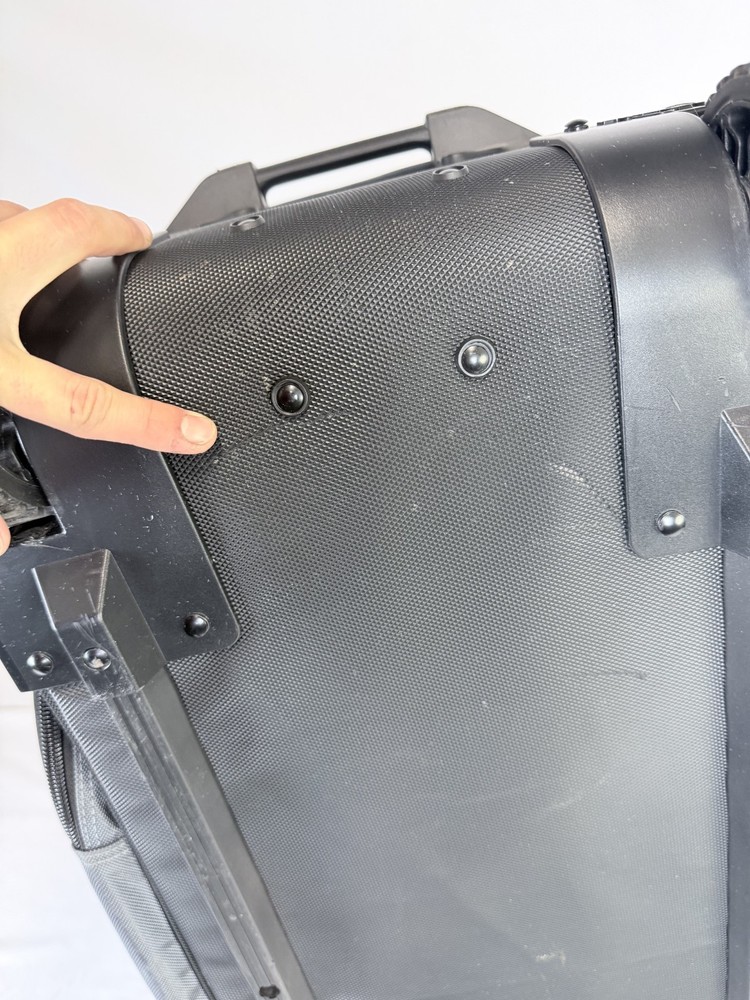 Genuine Bownet Commanders Catchers Bag (Black)