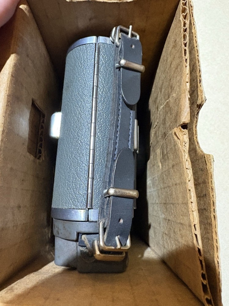 VINTAGE POLAROID LAND CAMERA MODEL 160- UNTESTED