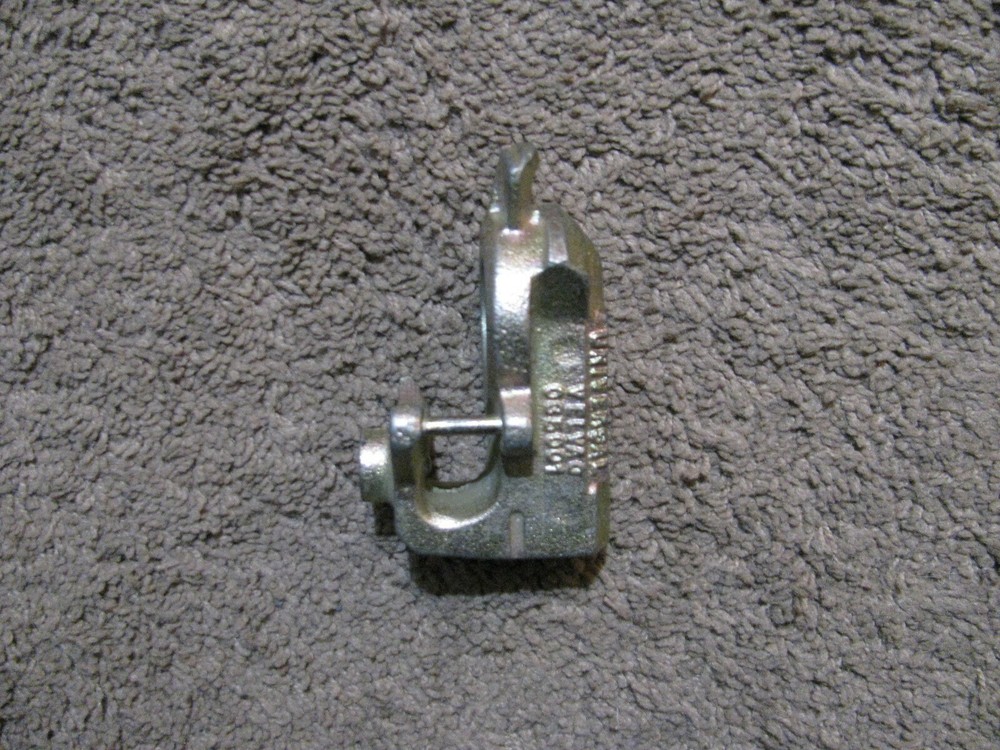 Universal Glad Hand, New