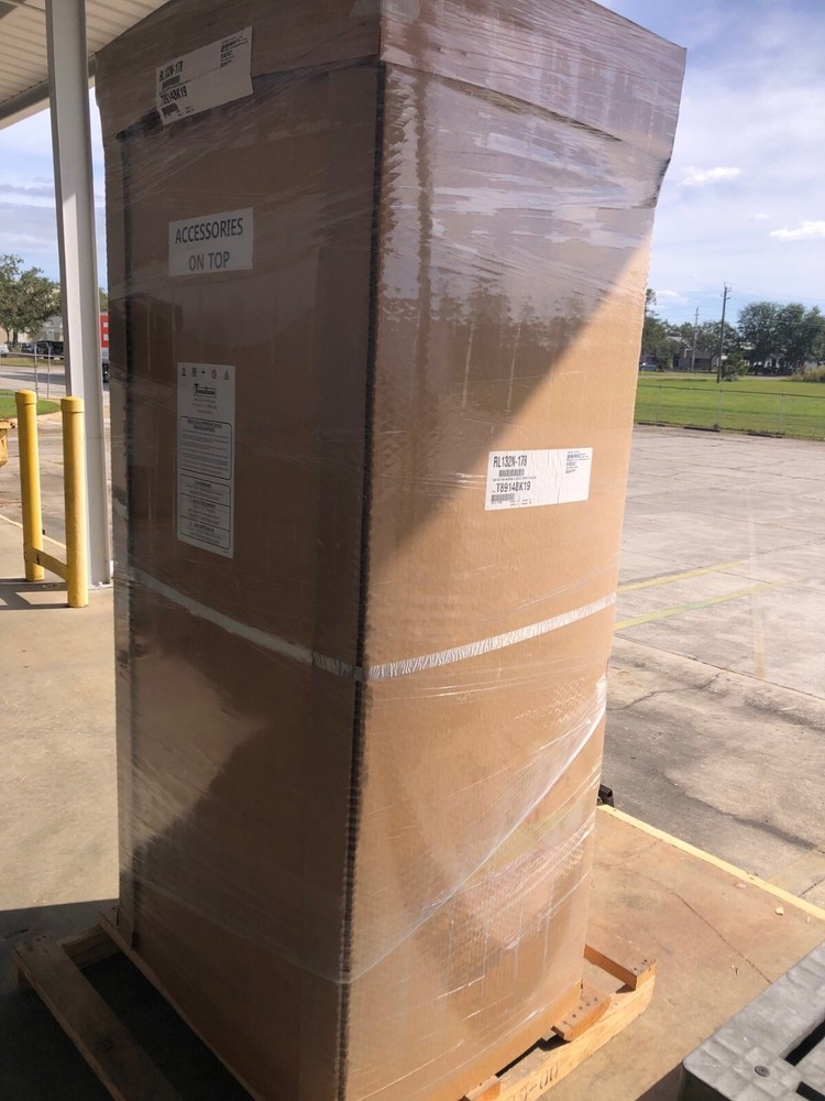 Traulsen RLT132N-178 - One Section Freezer ** REMOTE **
