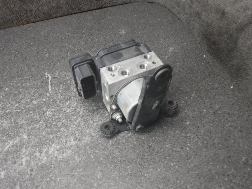 16 Ducati Multistrada 1200 1200S ABS Pump 36D