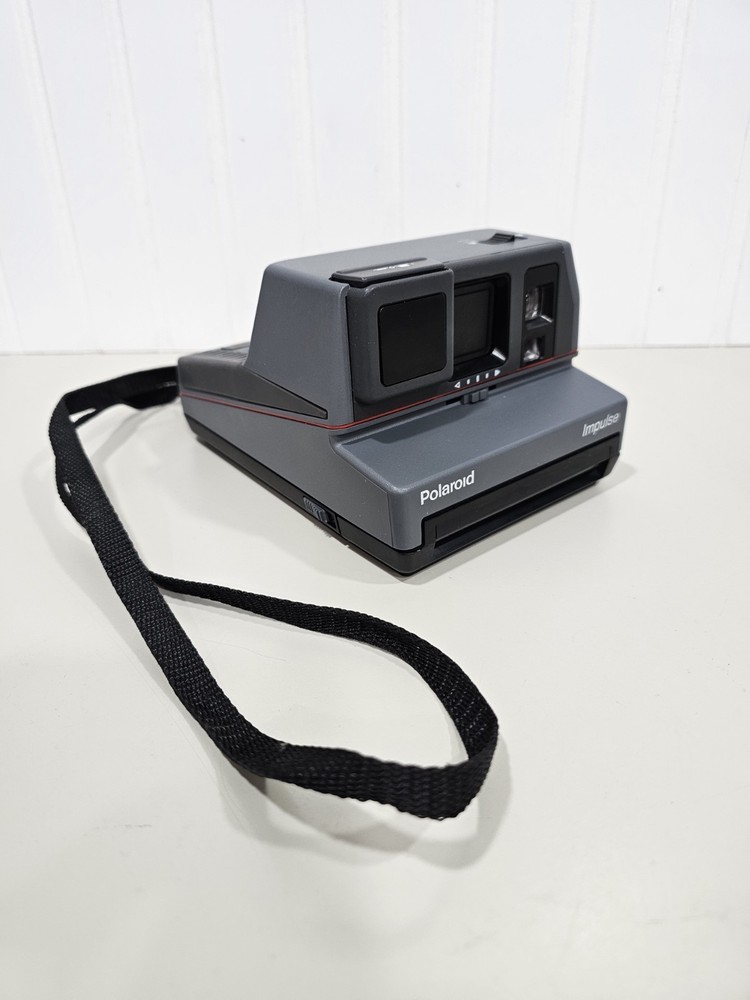 Vintage Polaroid Impulse 600 Camera w/Pop-Up Flash & Strap Tested Works