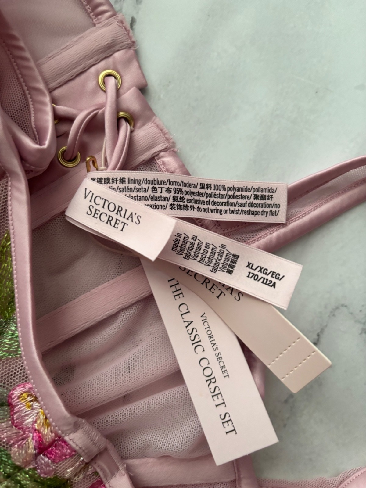 Victoria's Secret Lily Embroidered Floral Corset + V String Panty Set XL
