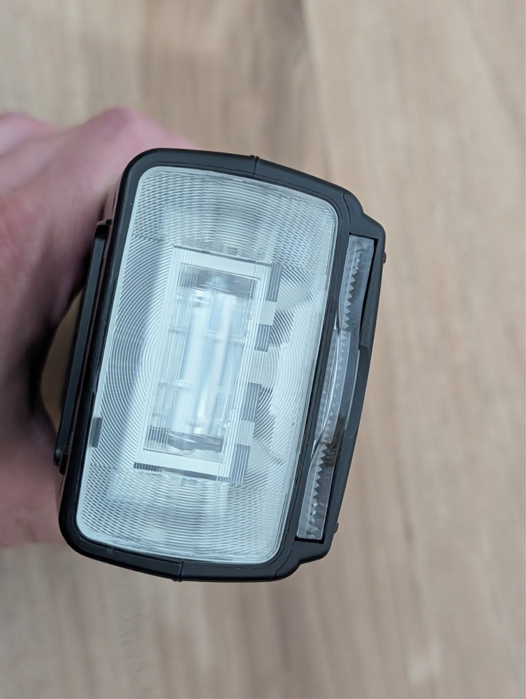 Meike Speedlight MK900/ Flash/ Works