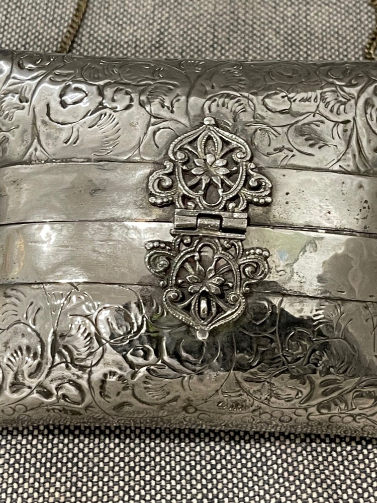 Vintage Antique Silver Played Coin Purse / Pillow Purse w/ Scrolling Design