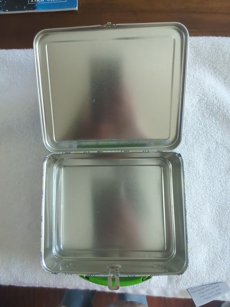 Bewitched CPT Holdings Hallmark Mini Lunch Box Numbered 2001