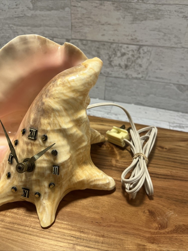 Vintage Polished Conch Shell Sea Shell Lighted Mantle Table Clock - Works - EUC
