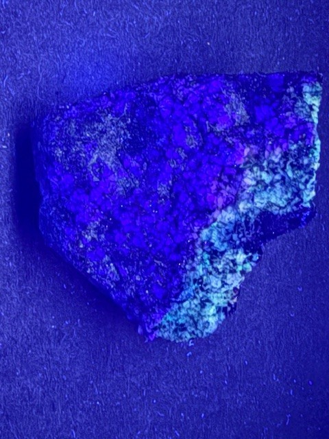 MULTICOLOR COOL FRANKLIN ASSEMBLAGE: FLUOROAPATITE & CHLOROPHANE, FRANKLIN, N.J.