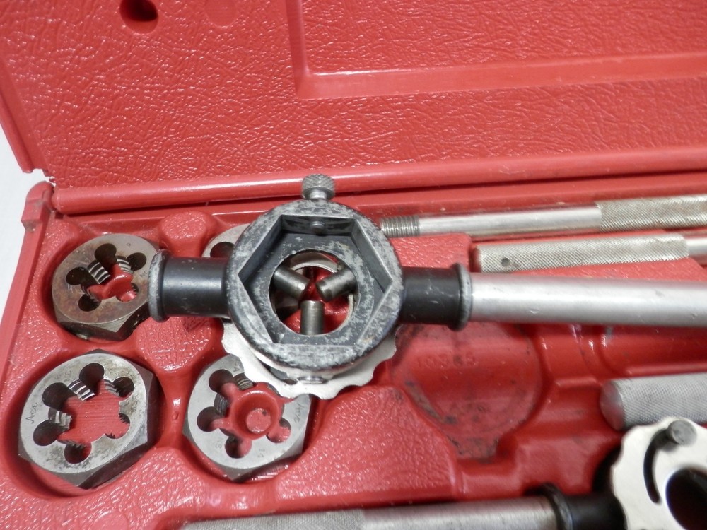 Matco Tools 25 piece Tap & Die set 6094TD