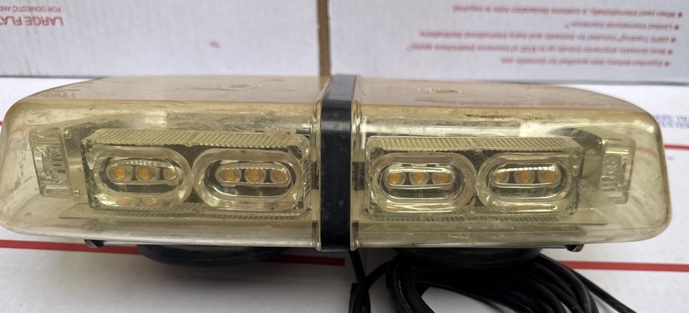 Magnetic Roof Mount W/Cord Caution Light Various Light Patterns Rectangle Orange