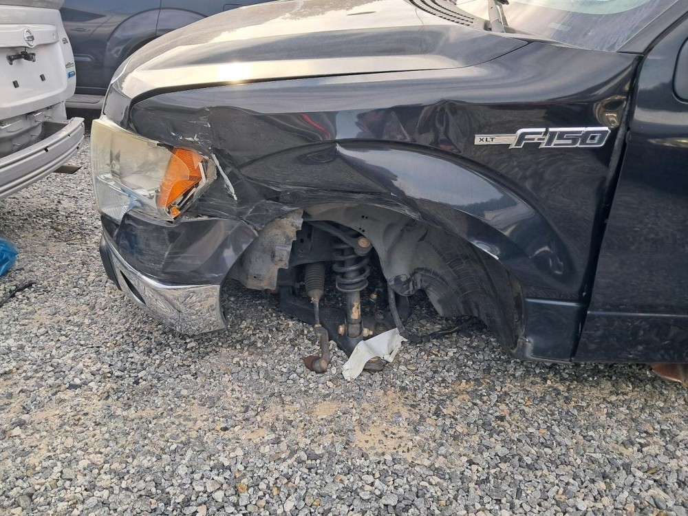 F150 2010 Glove Box 4798640