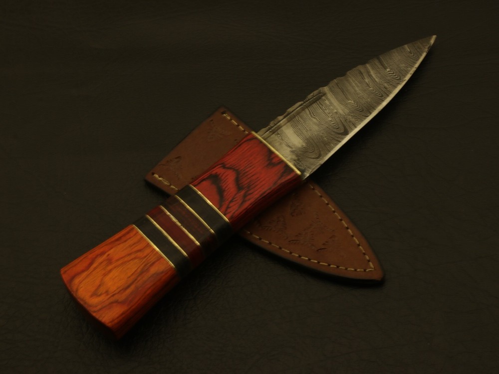 8 inches Celtic Scottish Dirk SGIAN DUBH DAGGER Bone Handle Knife.