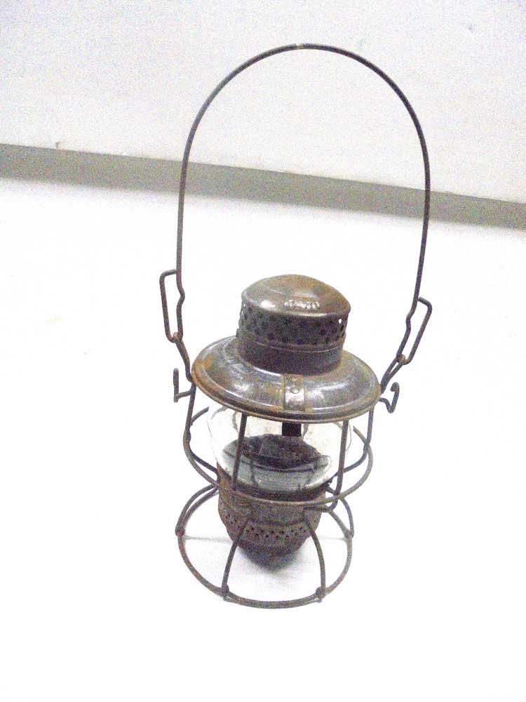 ADLAKE KERO (E.J.&E.RY) ELGIN JOLIET & ELEVATED RAILWAY RAILROAD LANTERN W/GLOBE