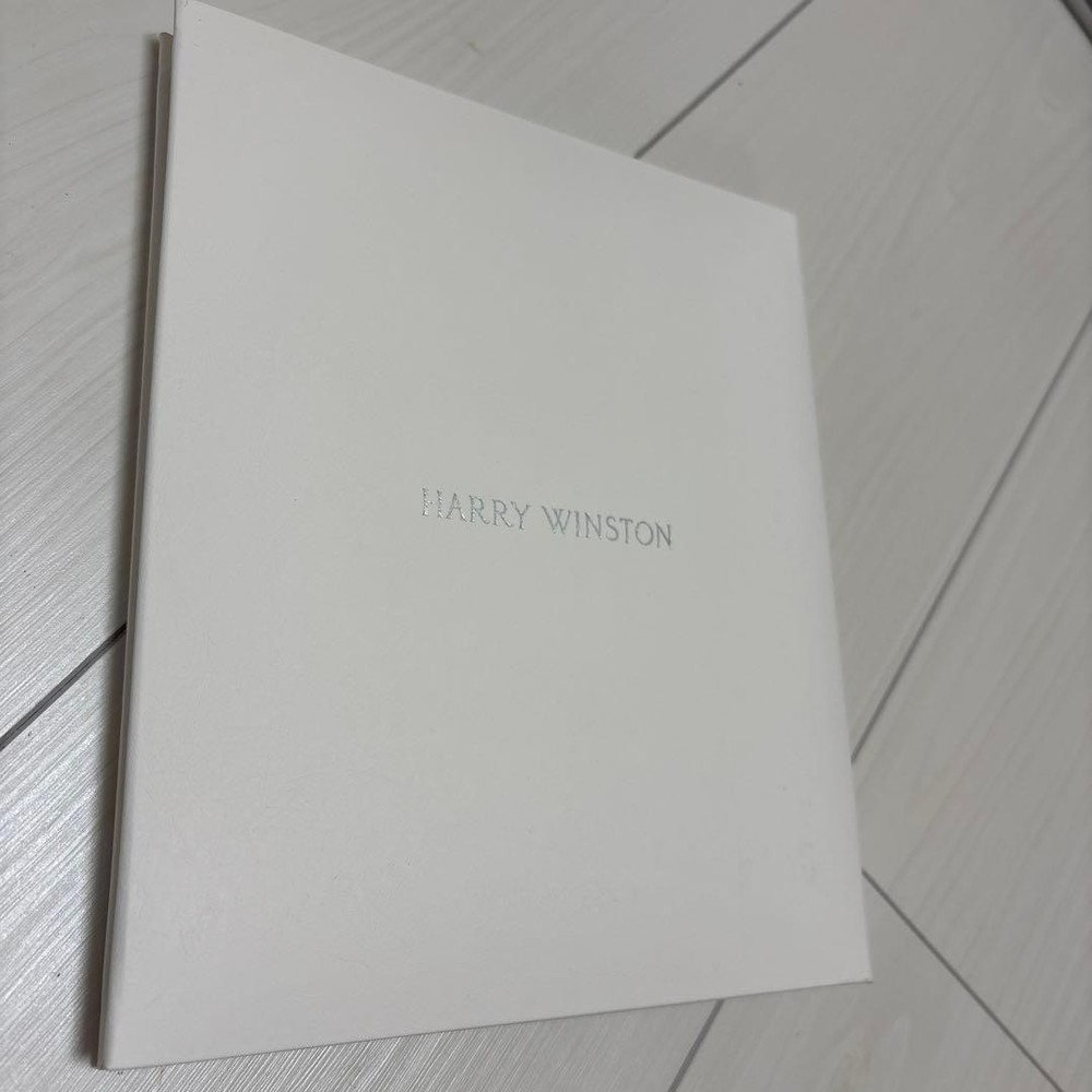 Harry Winston Photo Book