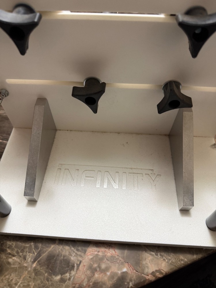 Infinity Tools Vertical Router Sled w/ Toggle Clamp Kit – Excellent Condition