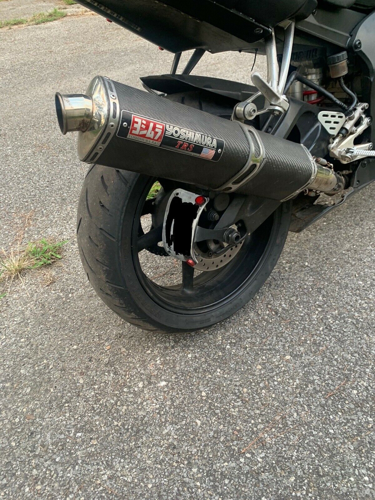 Side Vertical License Plate Relocation Bracket for YAMAHA YZF R1 Series All Year