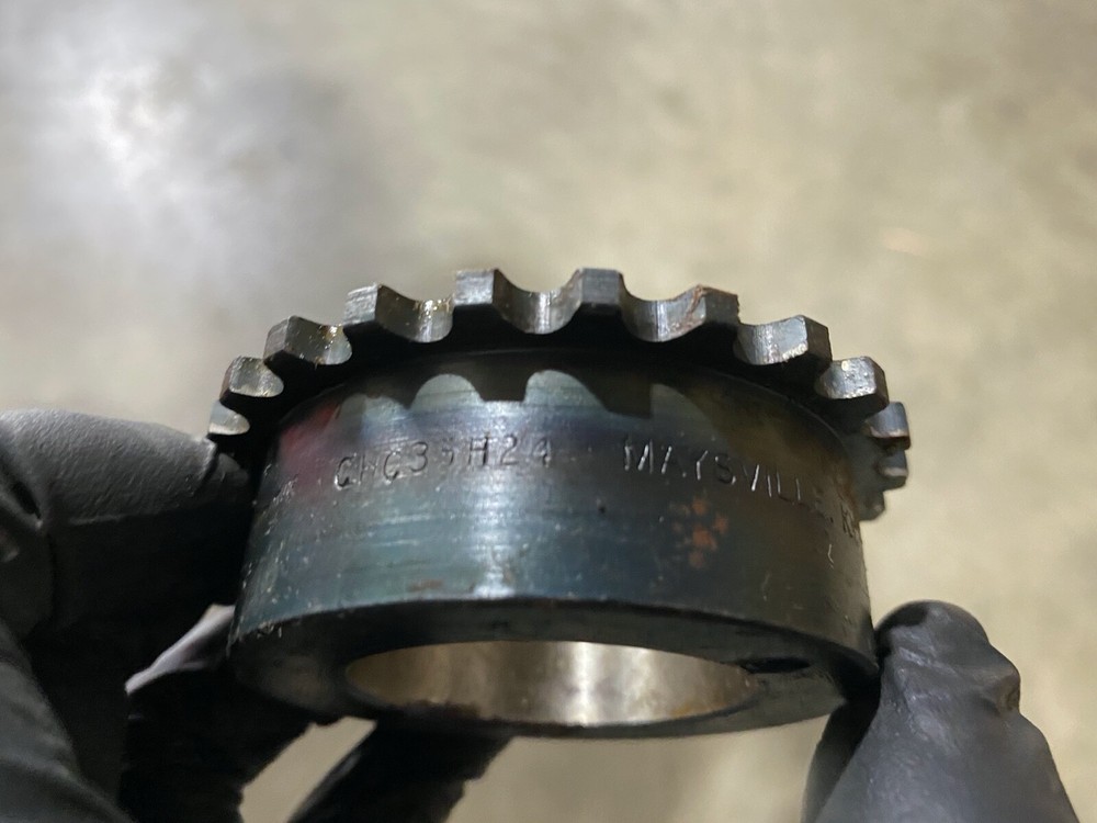 One (1) Browning CHC35H24 Chain Coupling Half Sprocket, NOS