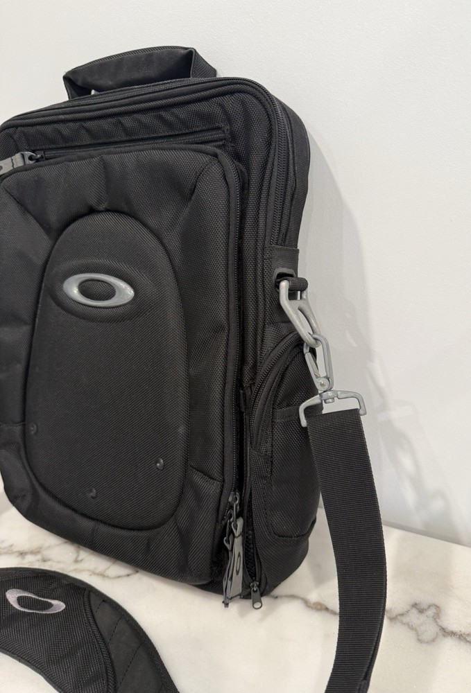 Vintage Oakley Software Bag Black Tactical Utility Messenger