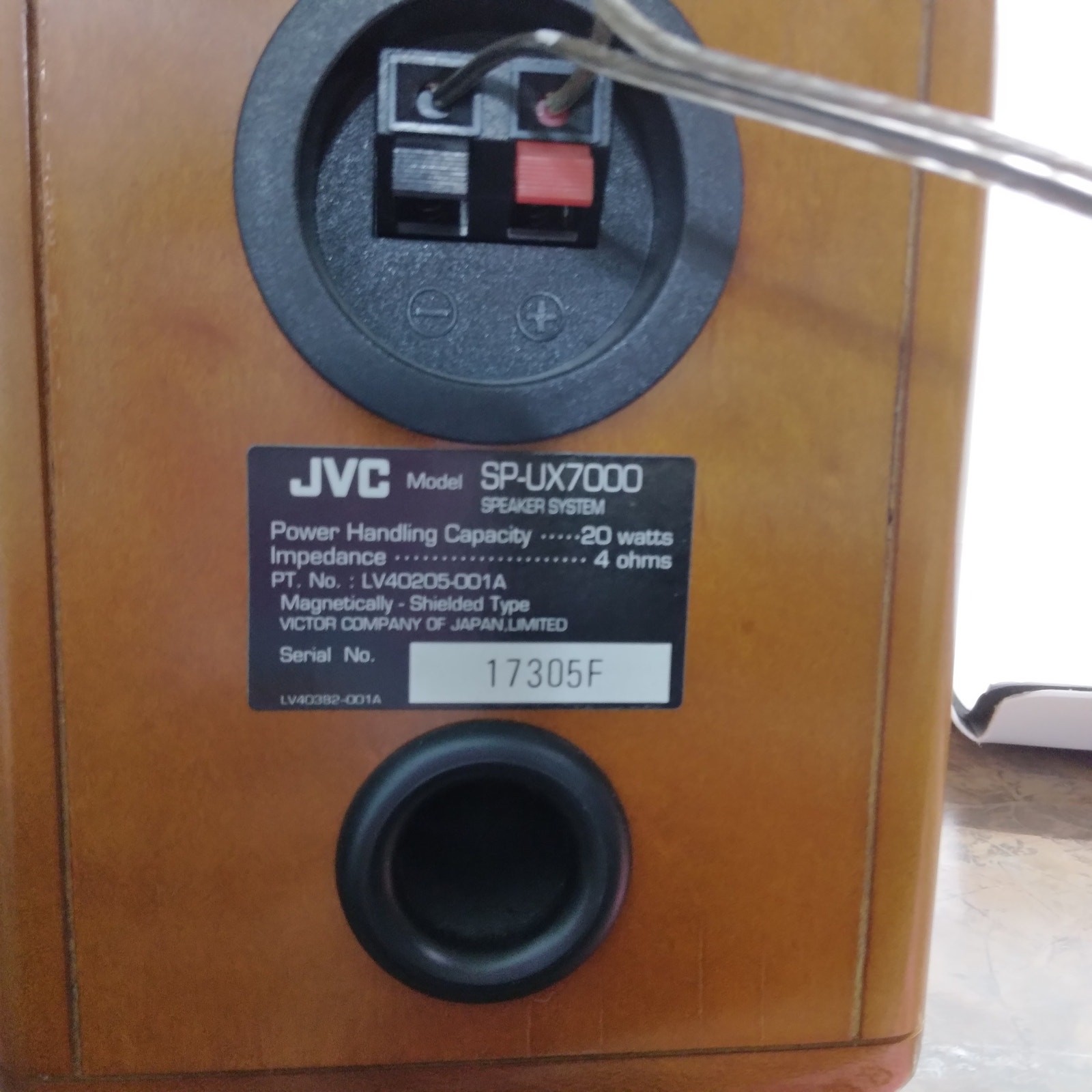 JVC FS-7000 Component System CD Player Radio/AUX/remote Brown Wood Speakers