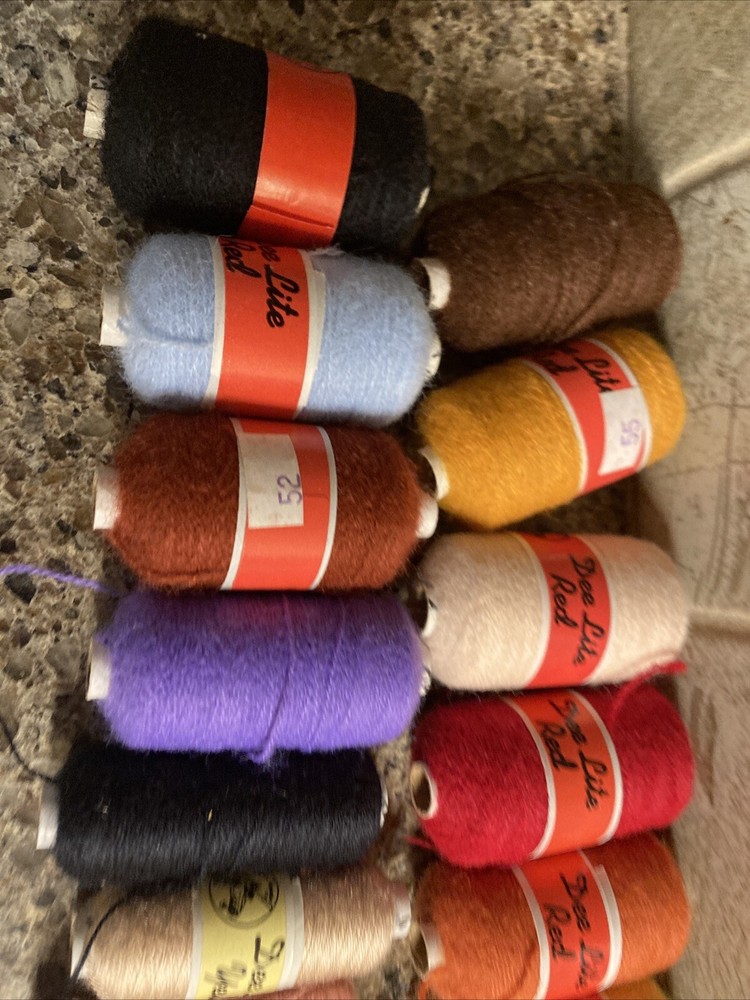 DEE LITE Red Label Punch Needle Thread Spools All Different Colors.
