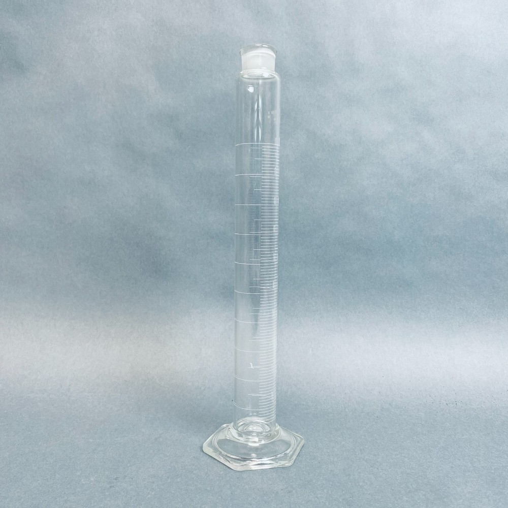 Pyrex Graduated Cylinder 100 ml #16 Joint Opening