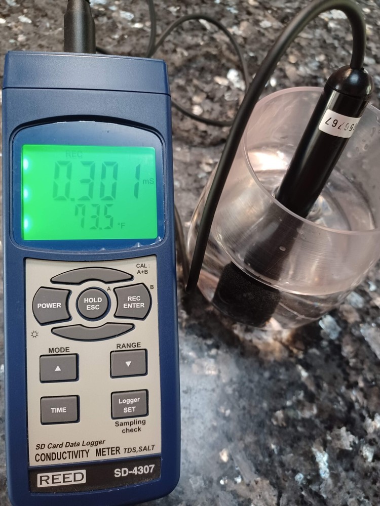 Reed Instruments SD-4307 Data Logging Conductivity/TDS/Salinity Meter