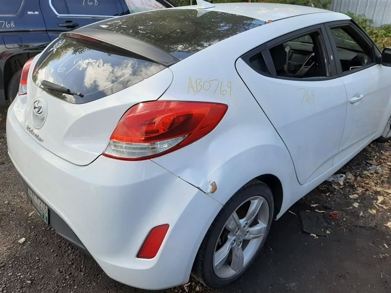 Camera/Projector Camera Gate Mounted Fits 12-17 VELOSTER 591343