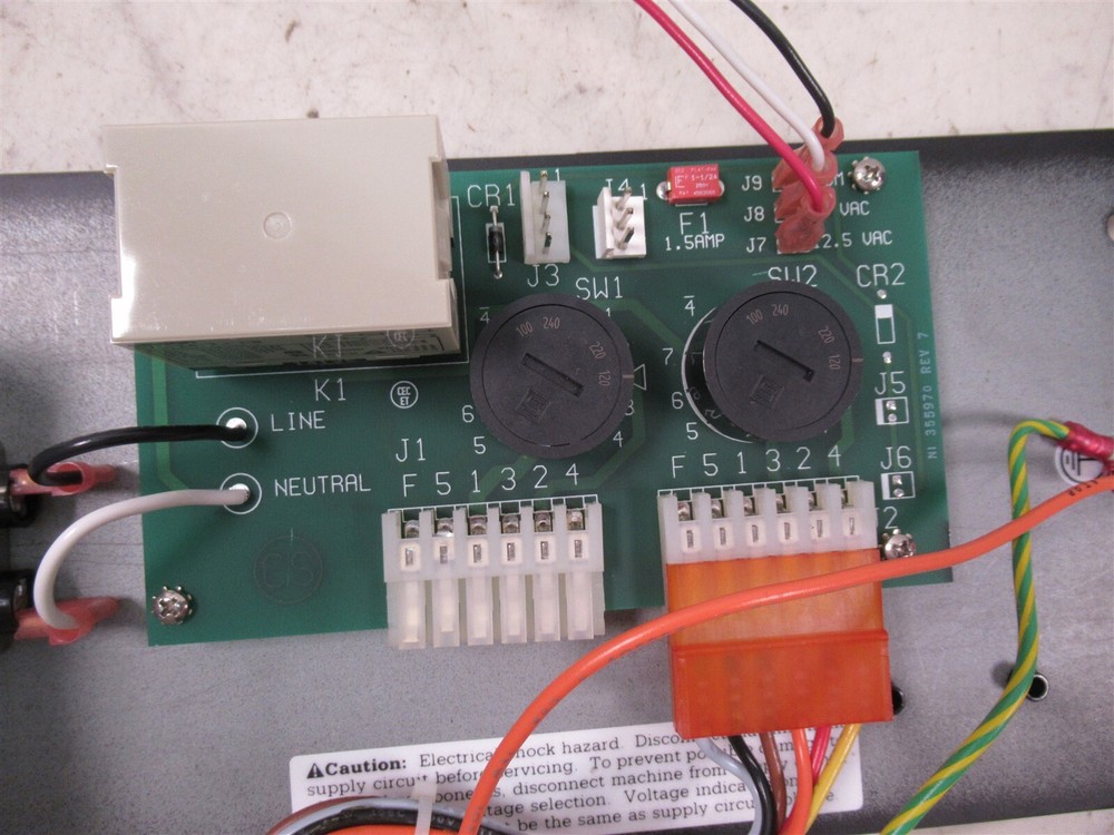 Ohmeda Modulus II Anesthesia System 6 Outlet Power Strip Panel