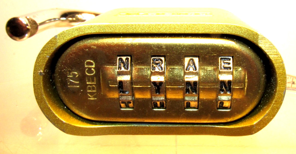 Master Lock 175 Set-your-own Combo Lock