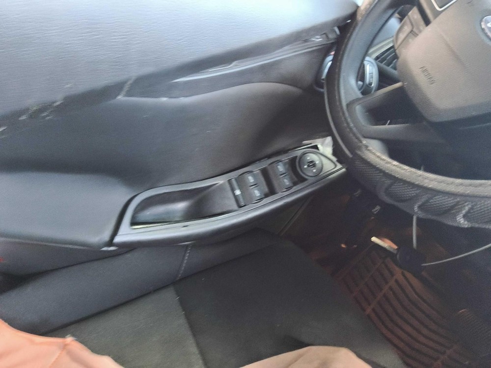 Used A/C Selector Switch fits: 2018 Ford Focus gasoline automatic temperature co