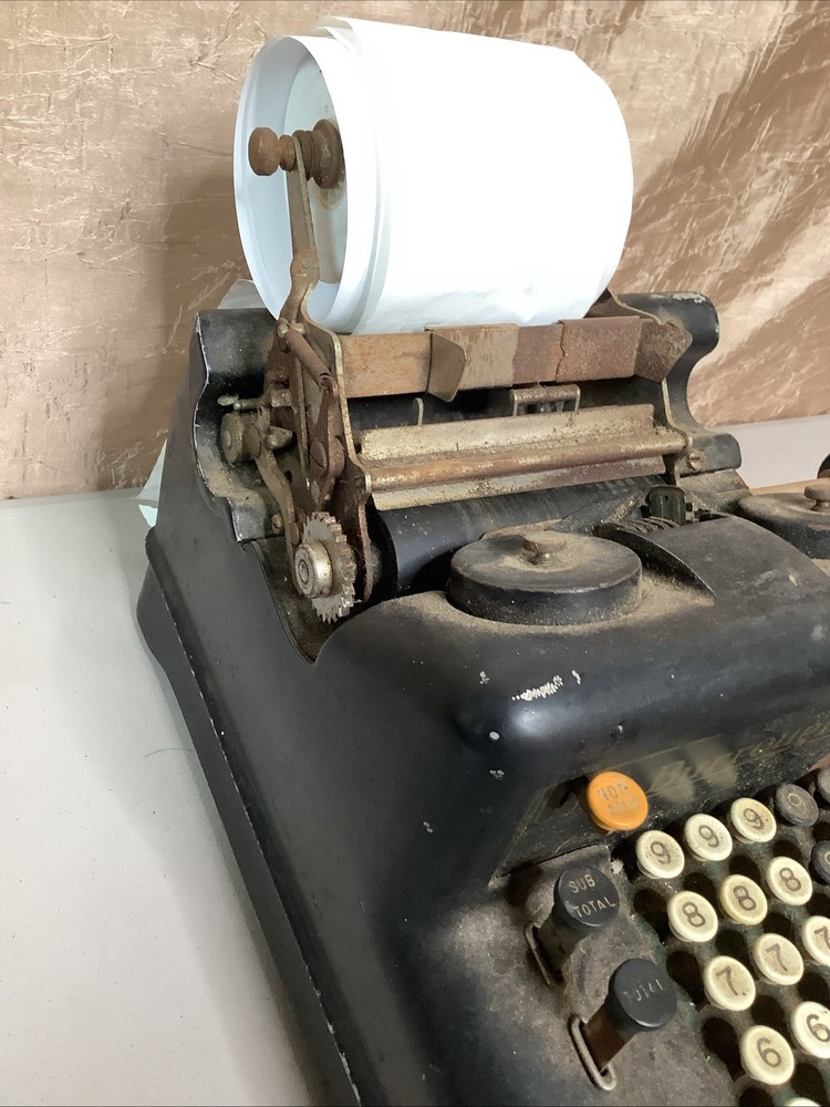 Antique Burroughs Adding Machine. Untested. For Parts Or Repair.