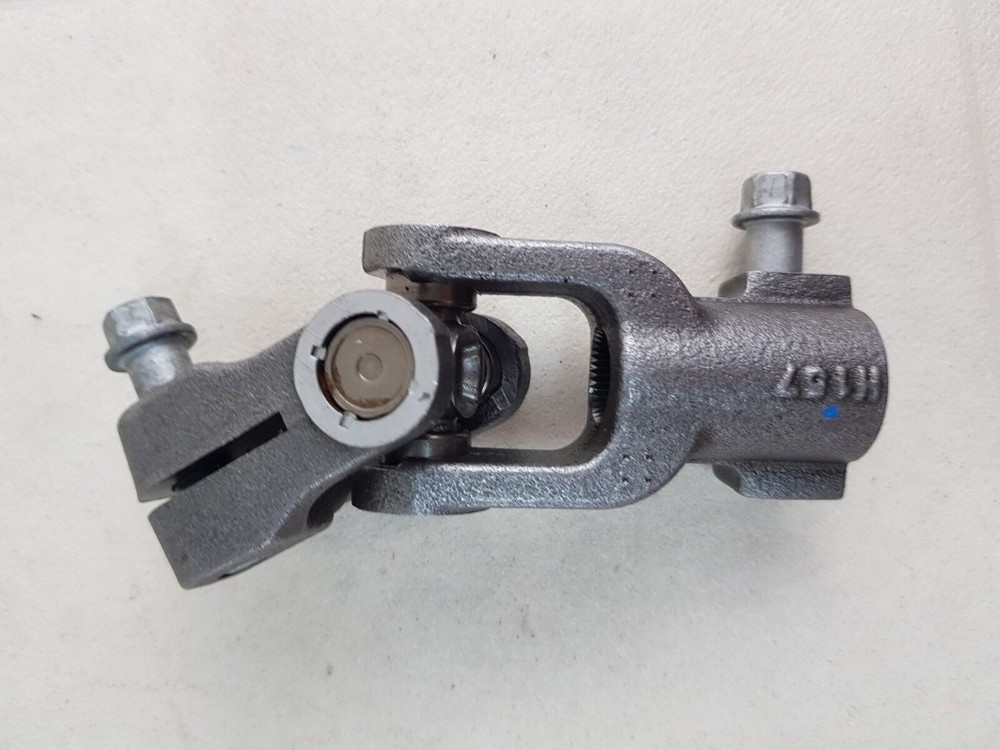 VAUXHALL ADAM 13-18 2K LOWER STEERING COLUMN JOINT KNUCKLE