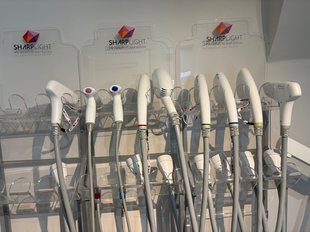 omnimax s4 sharplight laser machine. Mint condition. Lightly used