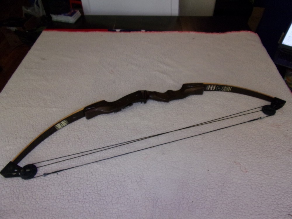 Vintage Proline Cyclone II Compound Bow