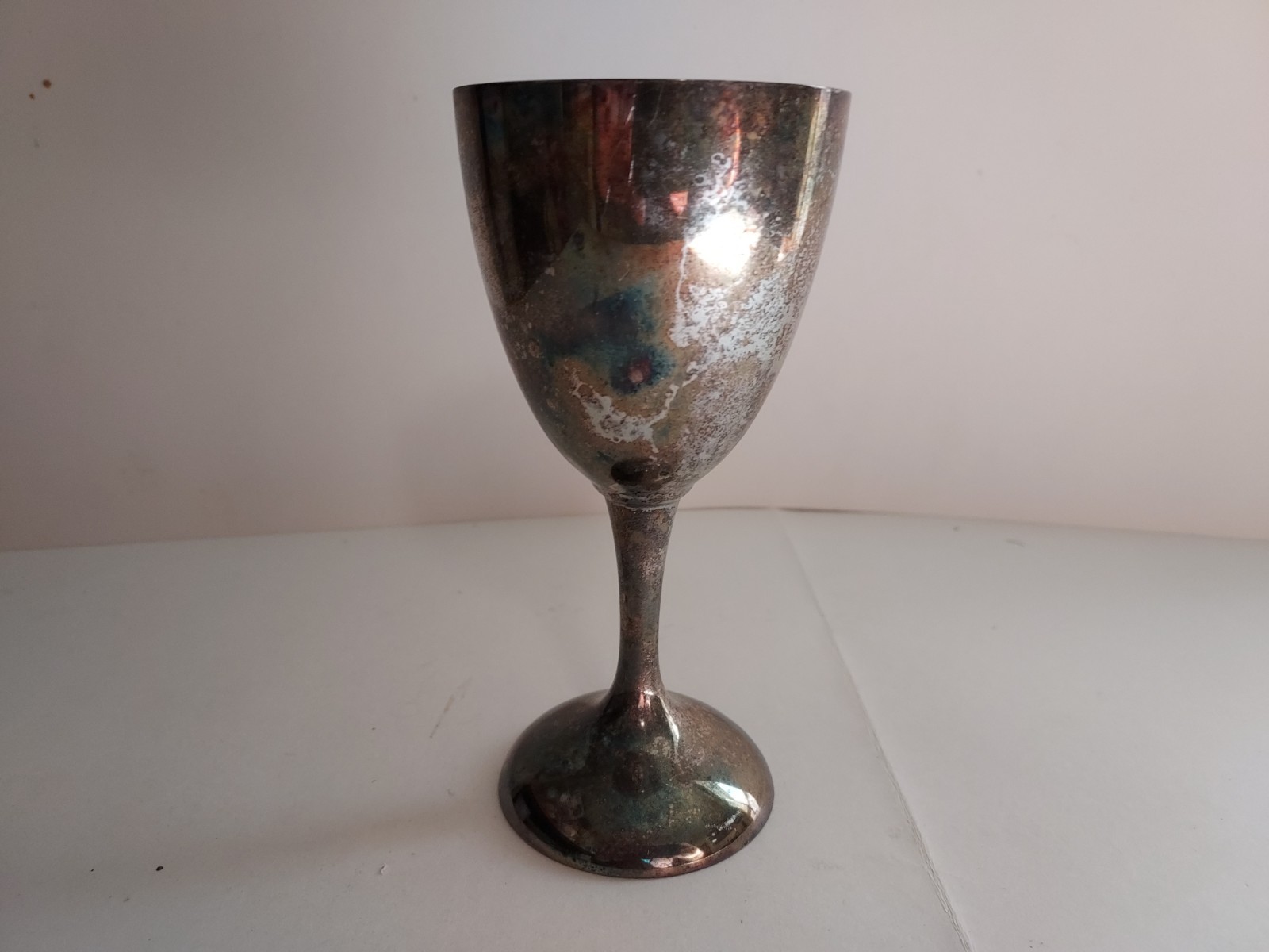 International Silver Co. Smooth Stemmed Wine Goblet