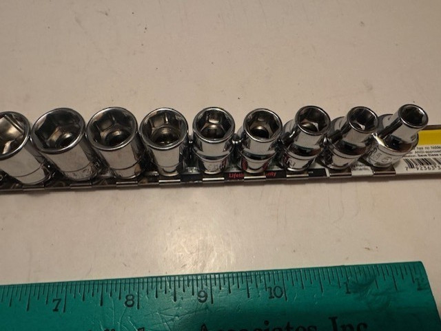 CHROME VANADIUM 17 PC METRIC 3/8" DRIVE - 6 POINT STANDARD SOCKET SET + RAIL