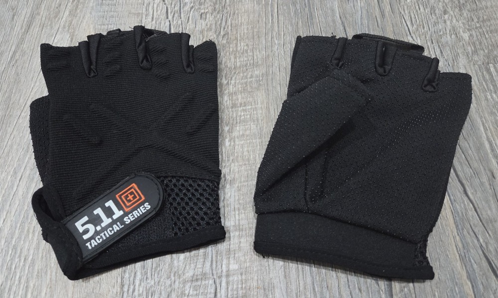Tactical Series Padded & Grip Half Finger Gloves - Black - Size Medium