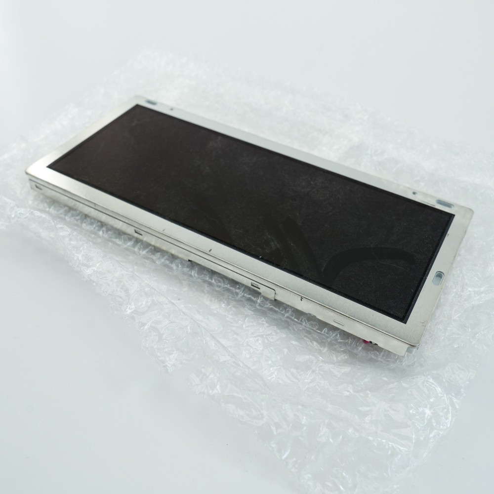 Sharp 8.8-inch LCD Display Panel Model LQ088H9DR01U CCFL E90 E60 E63 E65 E70 E70