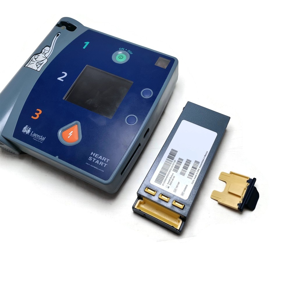 Laerdal Philips FR2+ PN: M3841A without Battery.